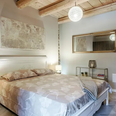Appartamento Corte Monteleone - Regarda Travel Castelnuovo del Garda